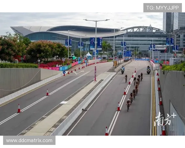 全面提升体能与速度的铁人三项科学周期化训练计划深度解析指南版